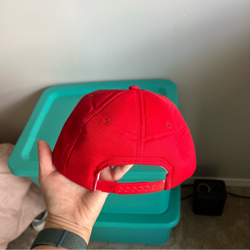 VTG Budweiser Clydesdales Red Hat - Picture 3 of 4